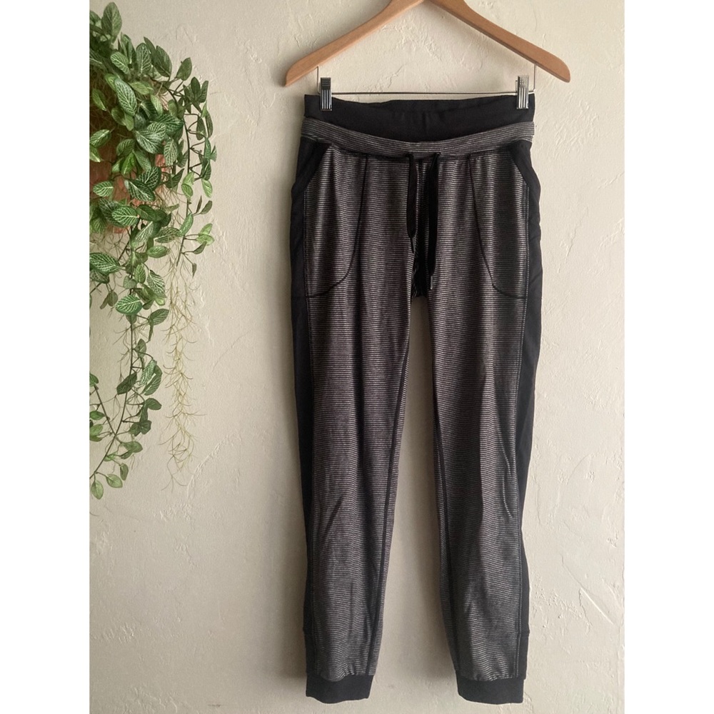 Lululemon RARE Base Runner Pant - Picture 3 of 11